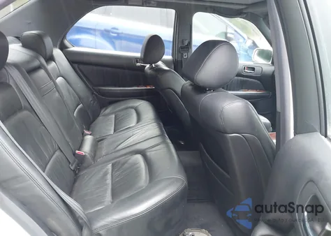 1997 Toyota Celsior z USA, uszkodzony, nr VIN UCF200083940